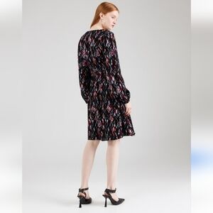 NWOT SHOSHANNA SILK Elegant Black and Pink Multicolored Patterned Dress 4